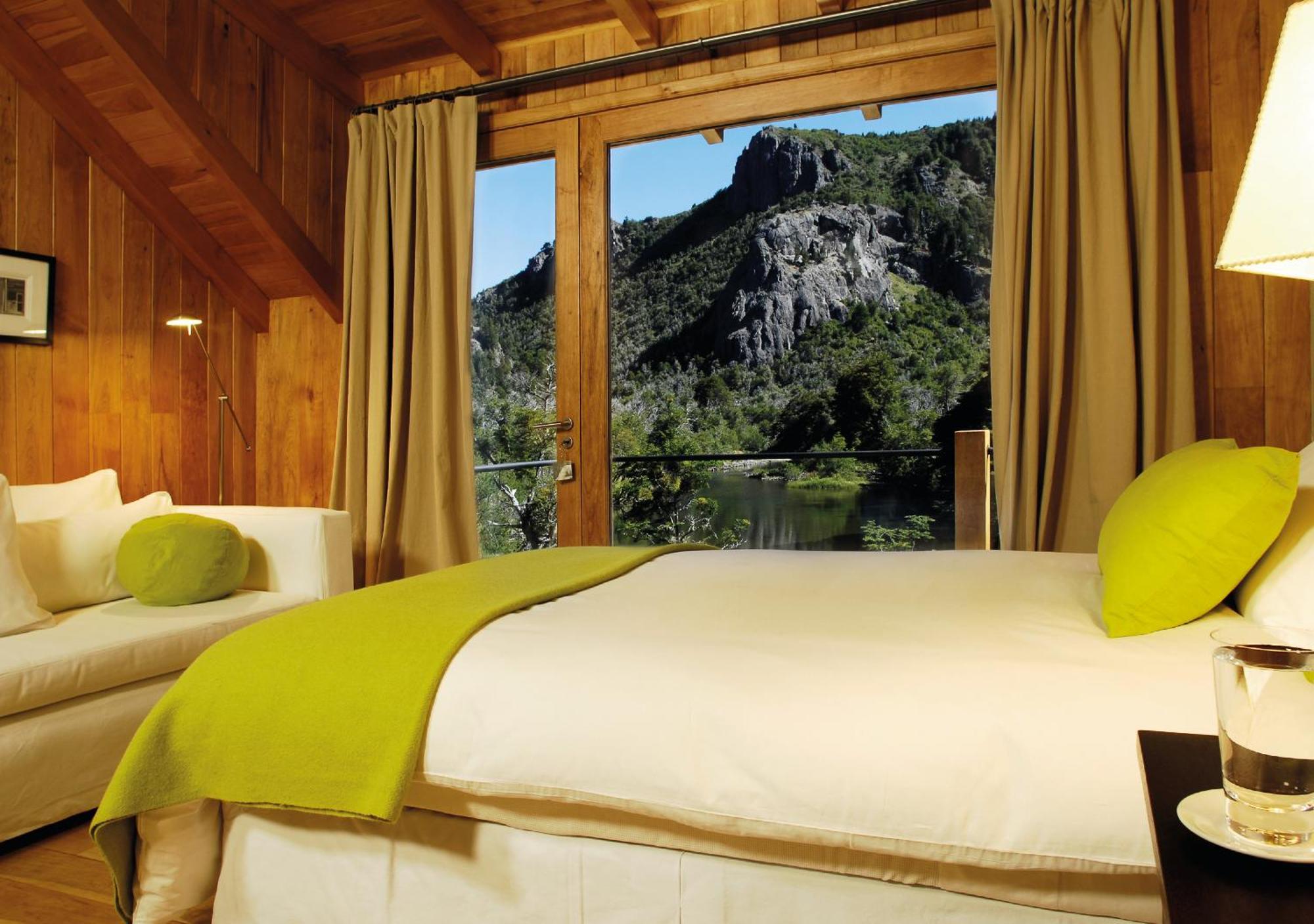 Rio Hermoso Hotel De Montana San Martín de los Andes الغرفة الصورة