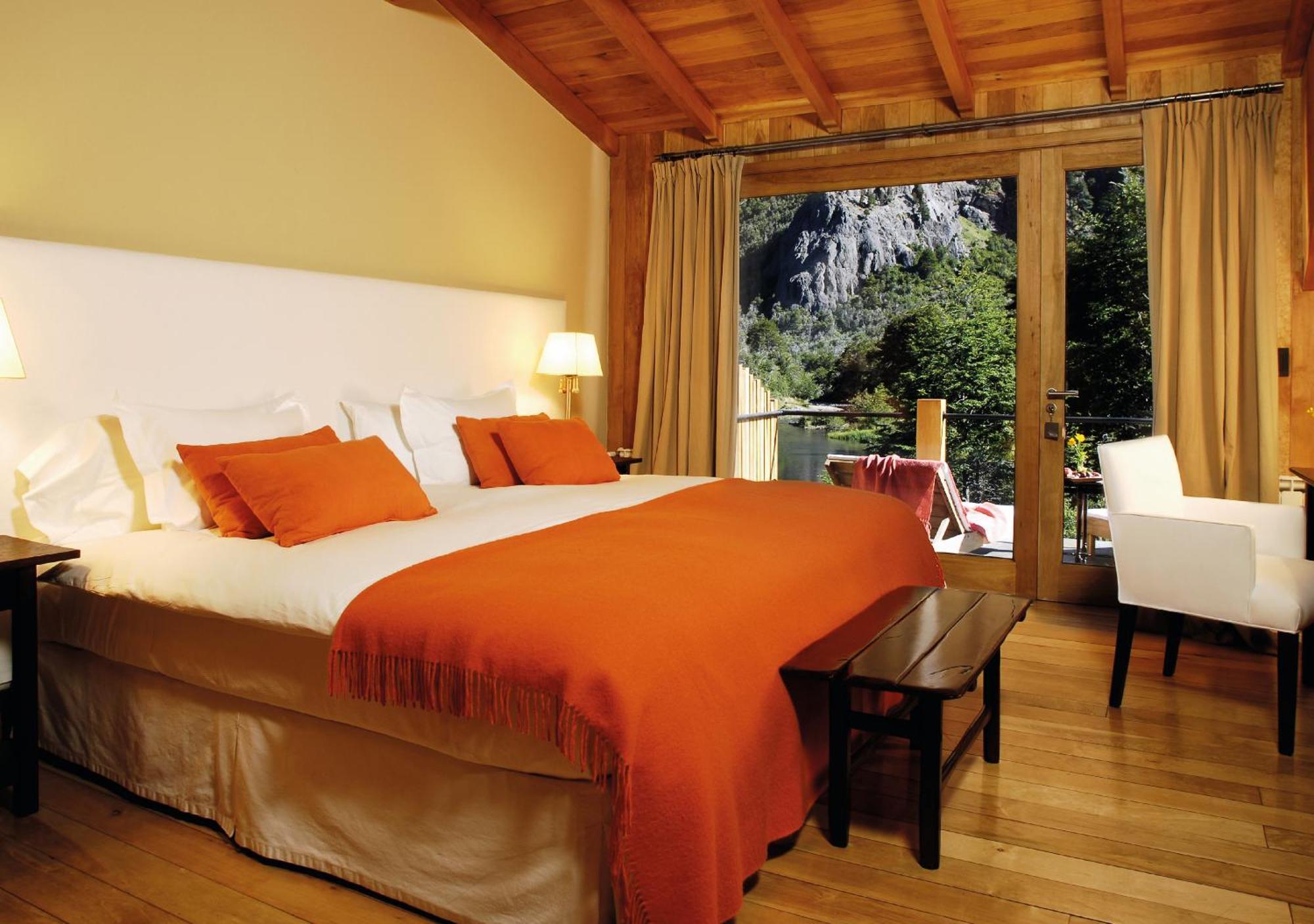 Rio Hermoso Hotel De Montana San Martín de los Andes الغرفة الصورة