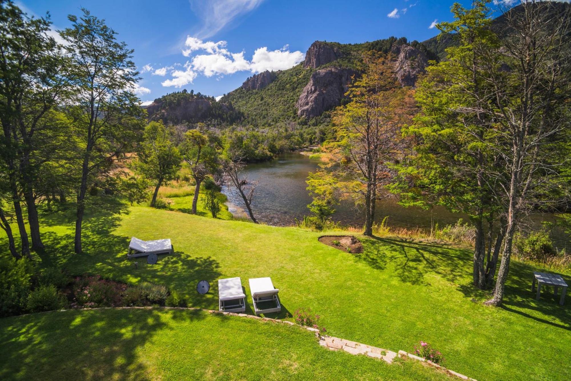 Rio Hermoso Hotel De Montana San Martín de los Andes المظهر الخارجي الصورة