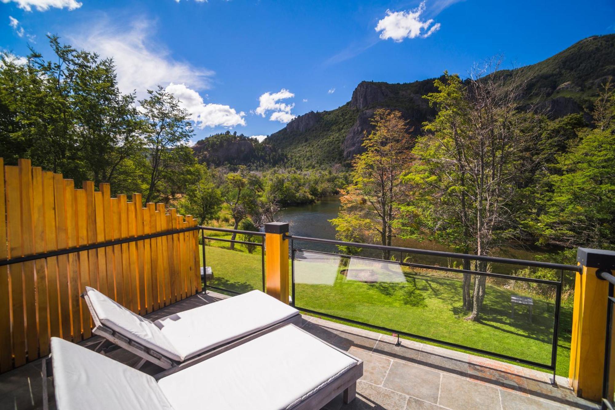 Rio Hermoso Hotel De Montana San Martín de los Andes المظهر الخارجي الصورة