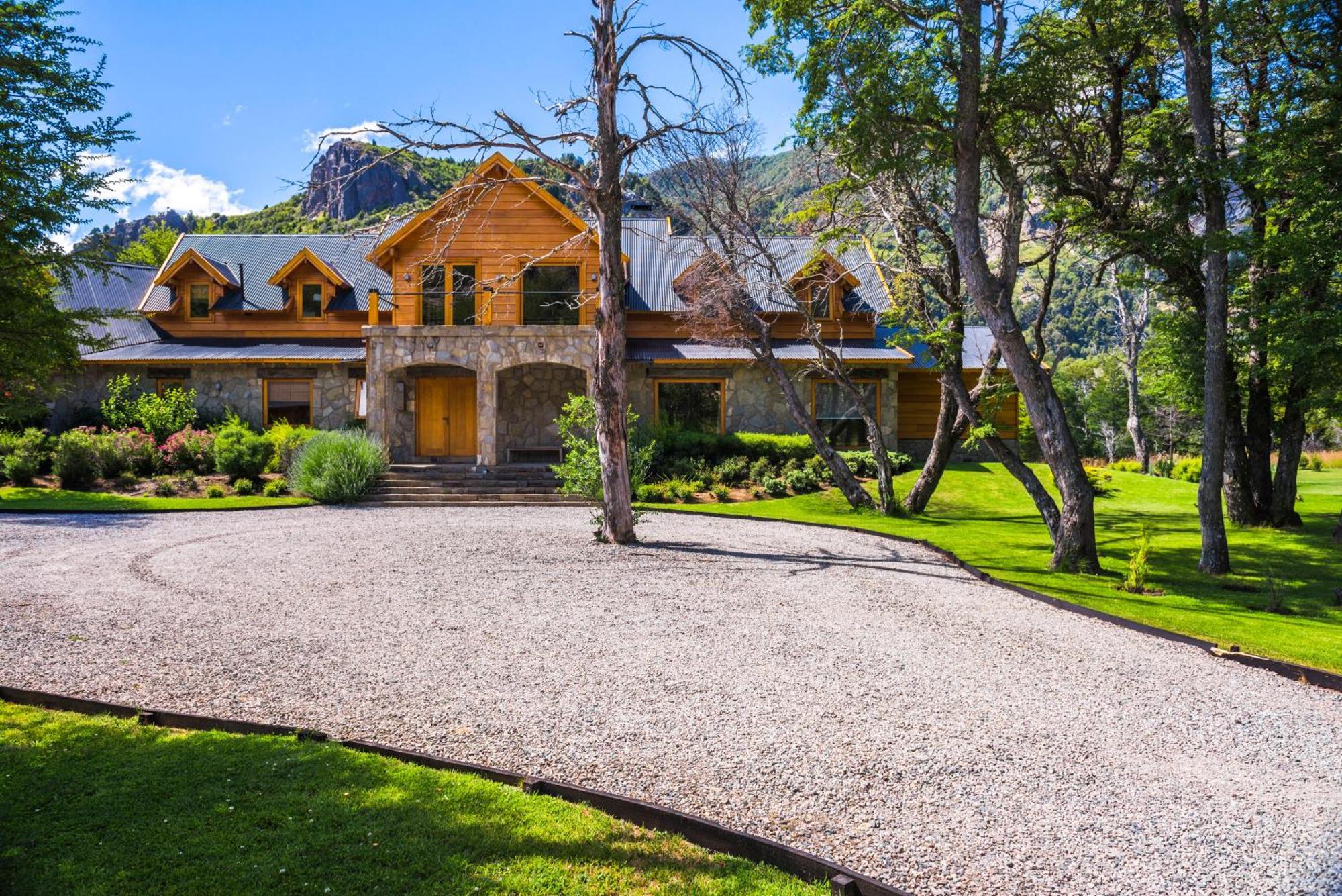 Rio Hermoso Hotel De Montana San Martín de los Andes المظهر الخارجي الصورة
