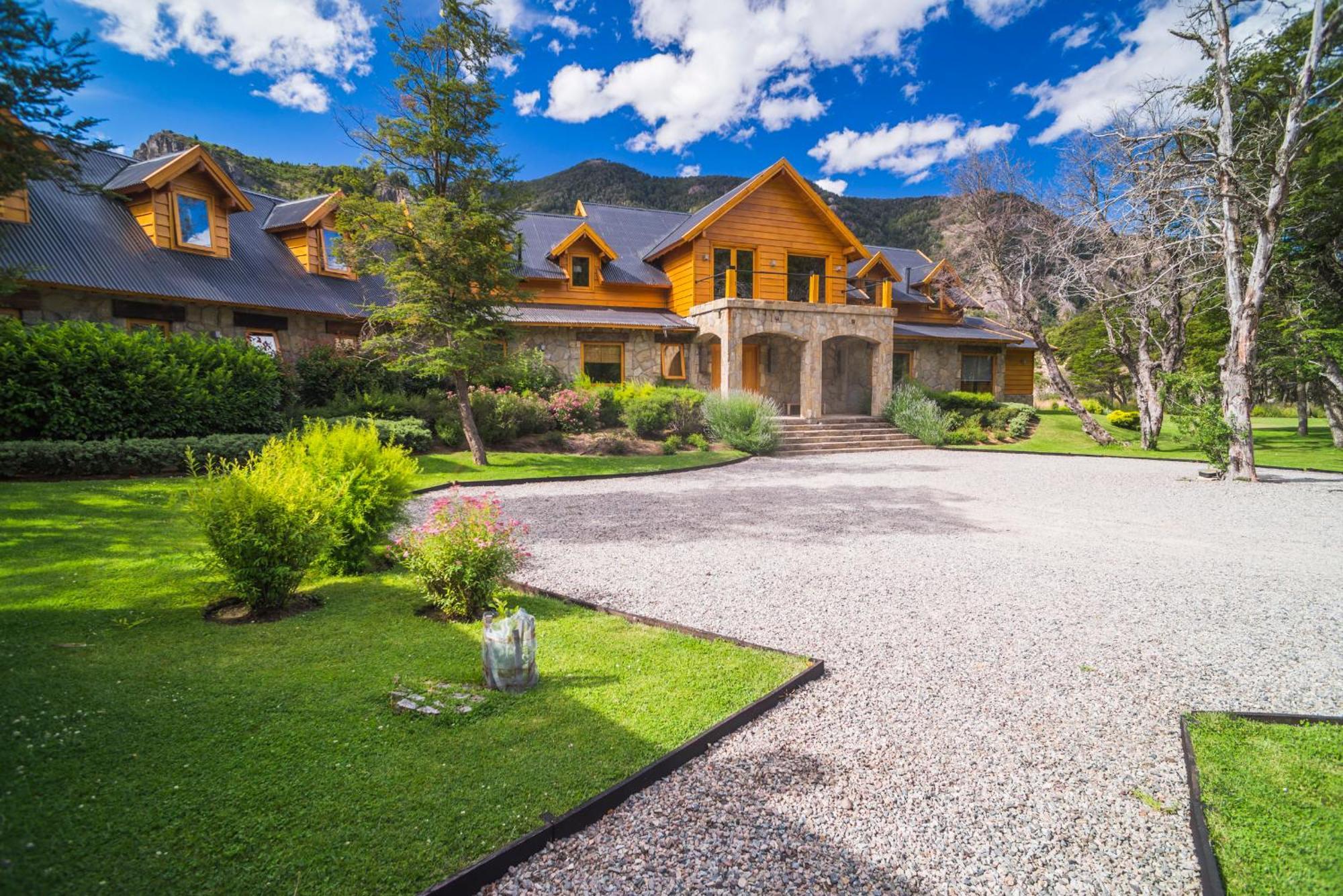 Rio Hermoso Hotel De Montana San Martín de los Andes المظهر الخارجي الصورة